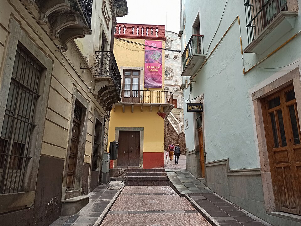 Narrow alleyway in Guanajuato's historic center