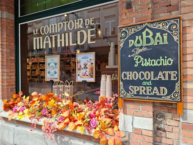 Colorful storefront of Le Comptoir de Mathilde chocolate shop