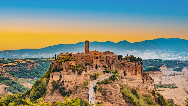 Civita di Bagnoregio Italy: The Complete Guide to the Dying Town