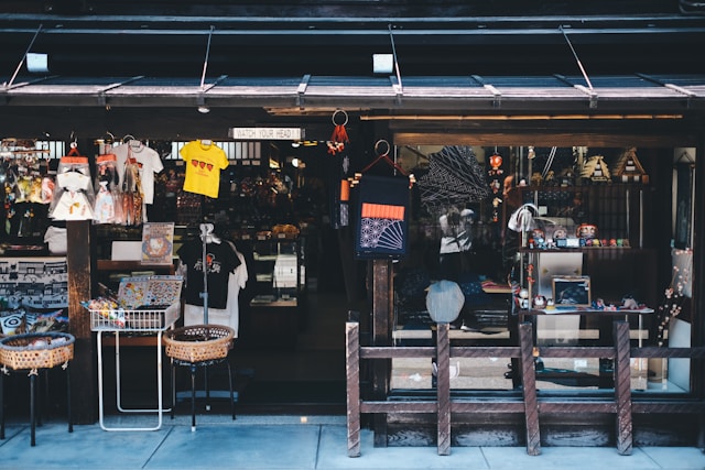 Souvenir shop storefront selling Hida Takayama crafts and clothing