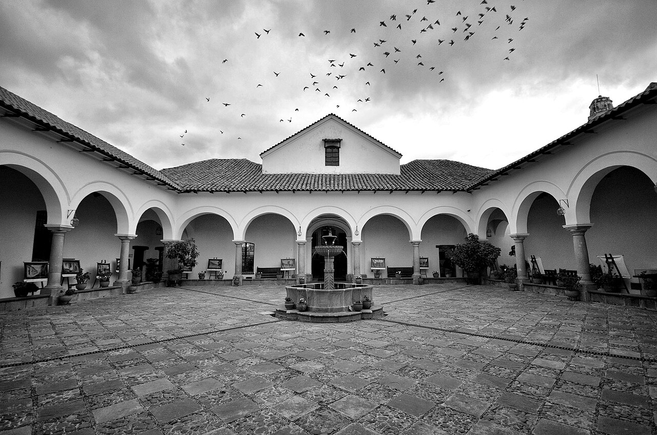 White colonial facade of the Casa de la Libertad