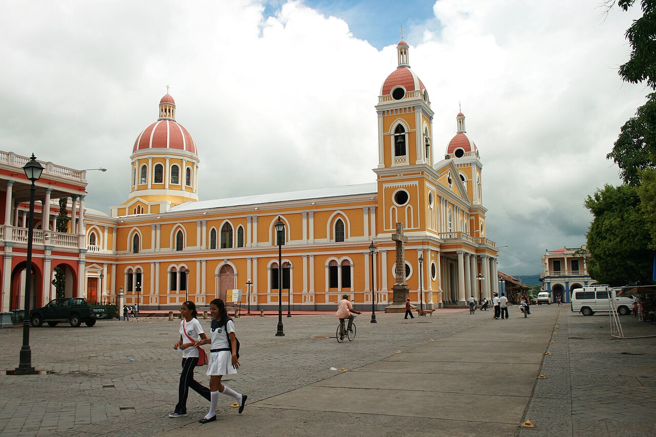 Granada Nicaragua: The Complete Guide to the Colonial City on the Lake