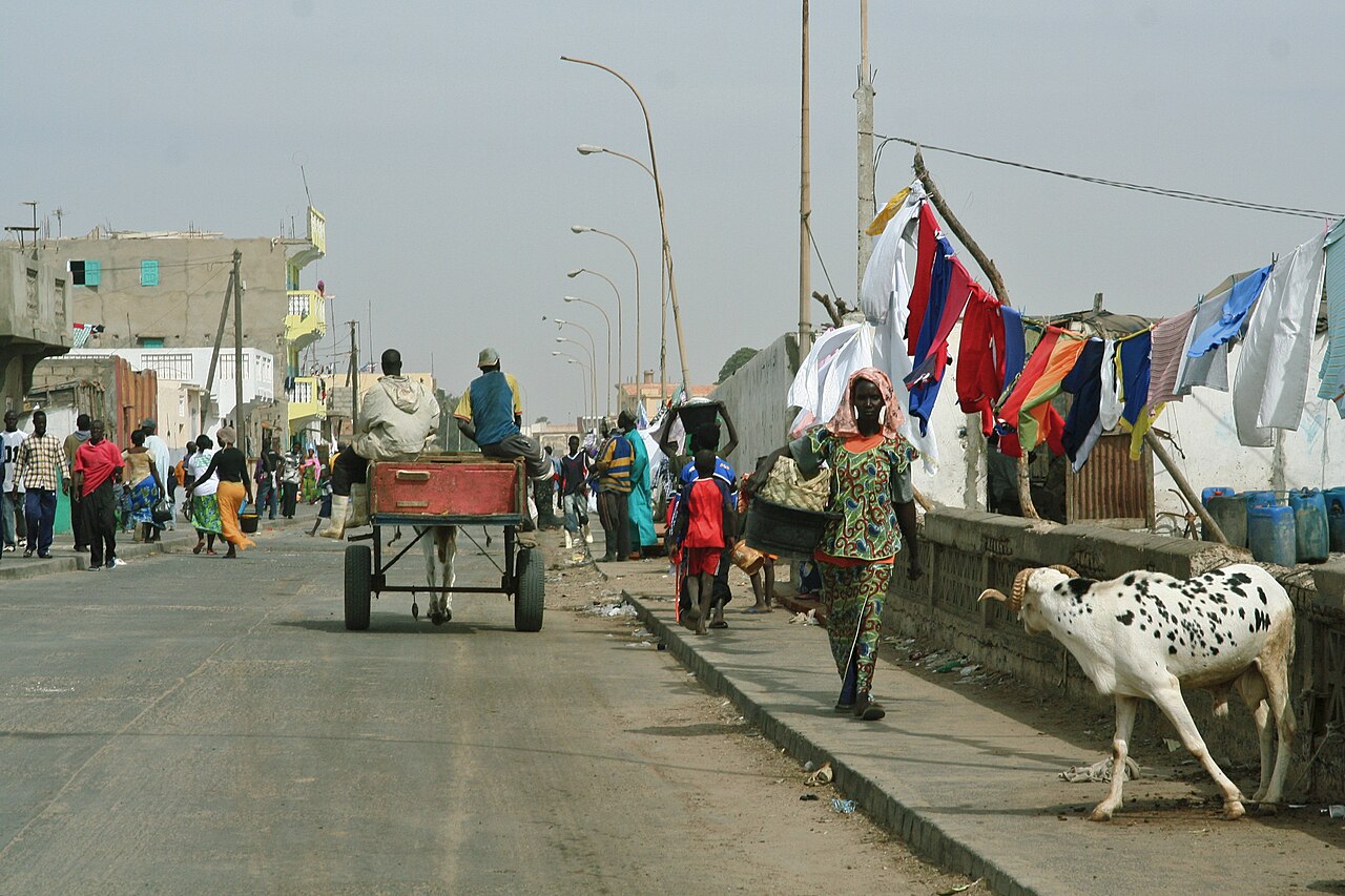 Busy shoreline and boats in the Guet Ndar fishing neighborhood