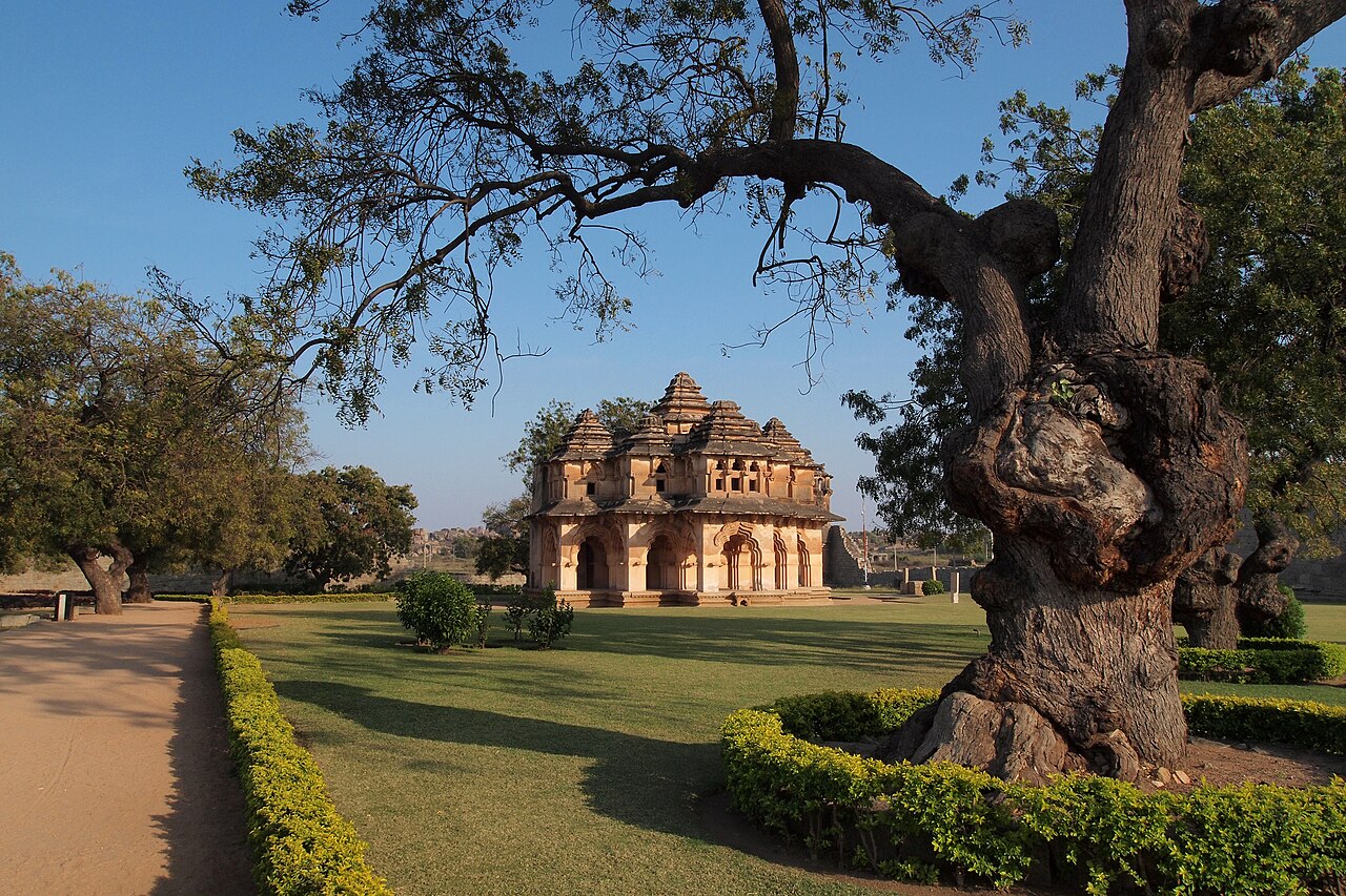 Two-story Lotus Mahal pavilion with arched windows