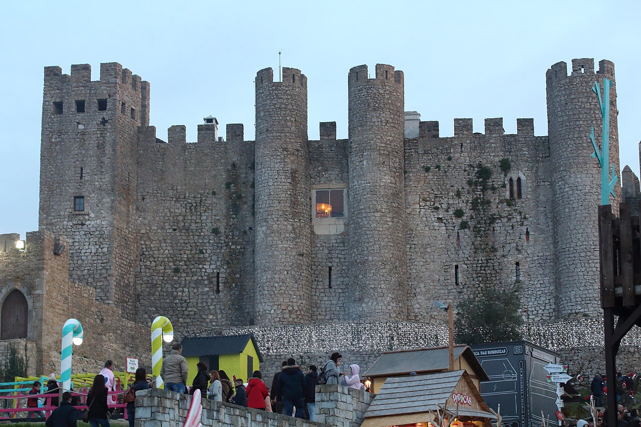 Stalls and lights at the Christmas market in Óbidos