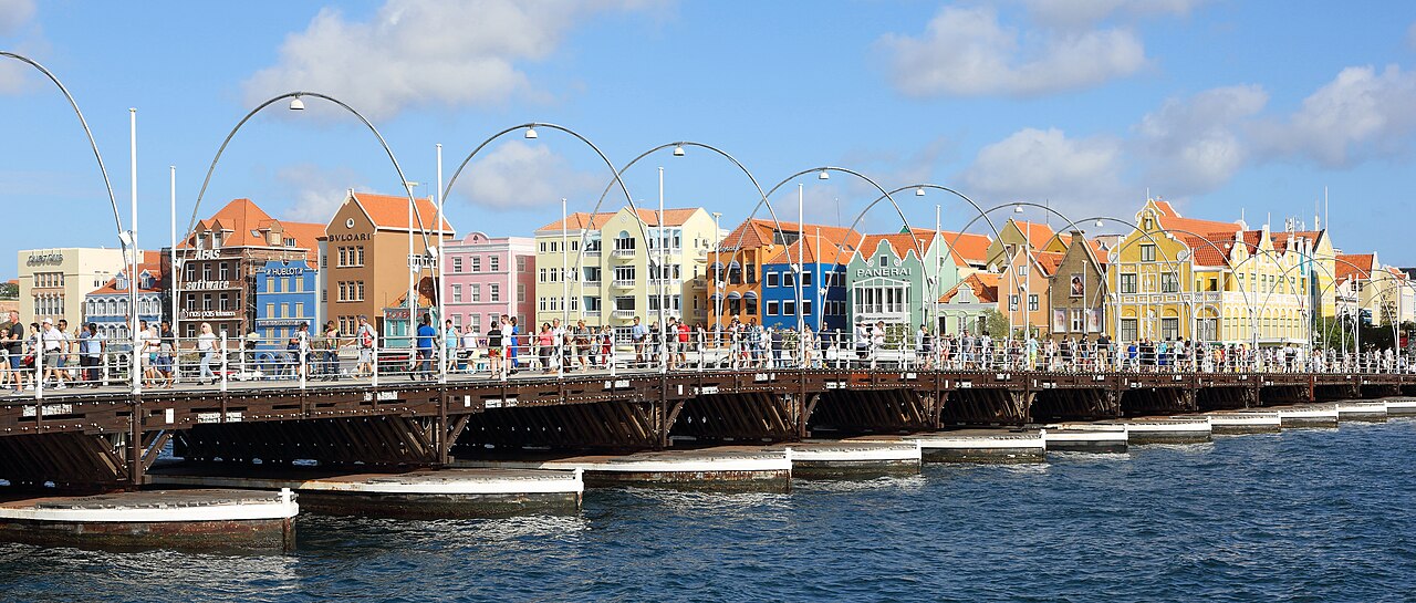 Queen Emma pontoon bridge in front of the Handelskade in Willemstad Curaçao
