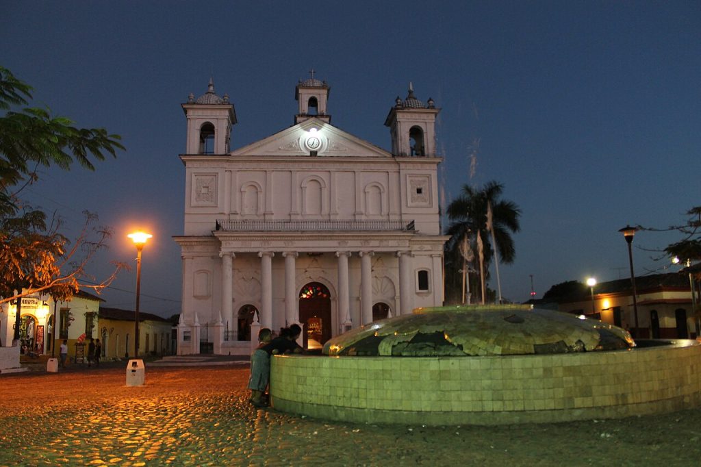 Suchitoto El Salvador Santa Lucia church